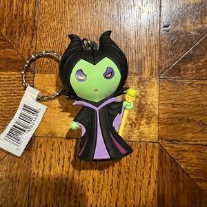 B2G1 NWT MALEFICENT SLEEPING BEAUTY 3D KEYCHAIN!